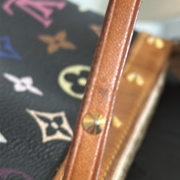 Louis Vuitton Monogram Murakami Multicolor Studded Pochette Accessories Black - Picture 12 of 17